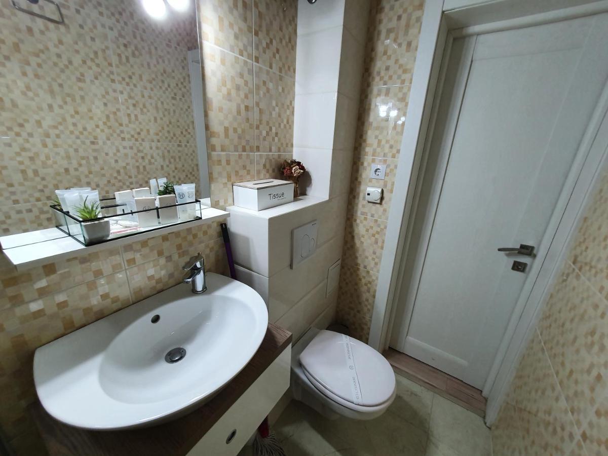 Matteo Apartment Iasi Extérieur photo
